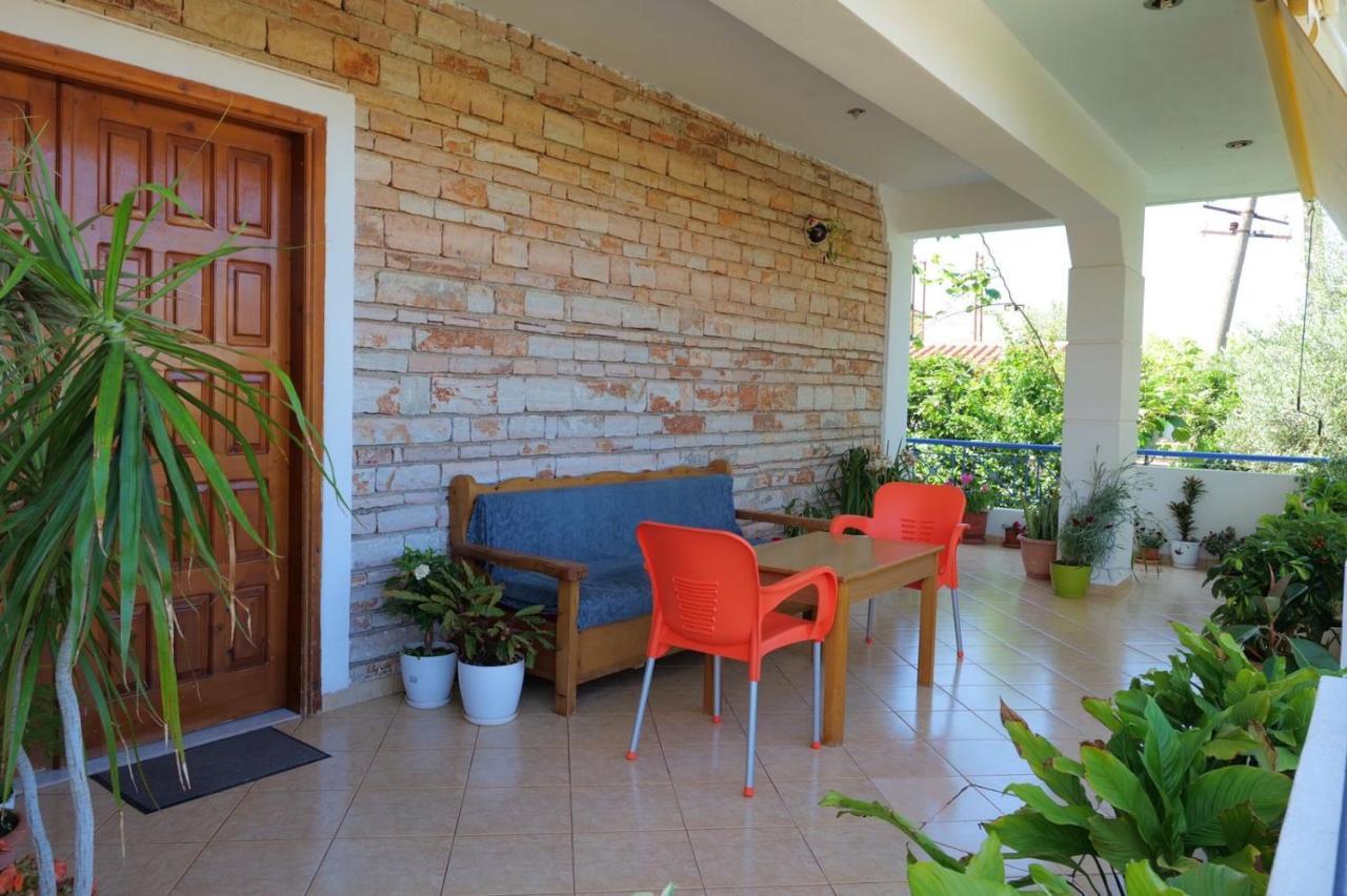 Vita Apartment - Spacious Garden And Balcony 5 Min To Beach & Center Ксамил Екстериор снимка