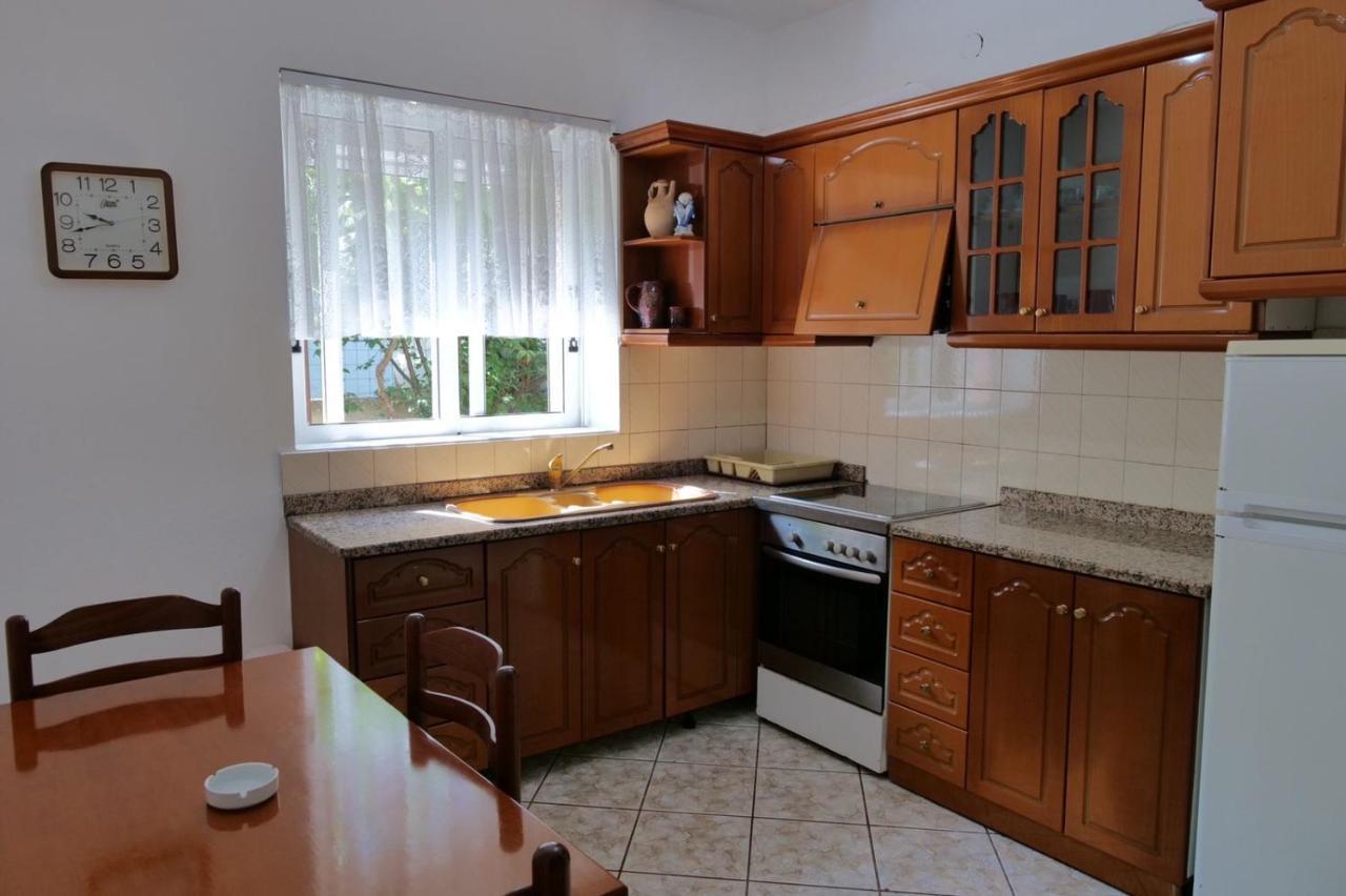 Vita Apartment - Spacious Garden And Balcony 5 Min To Beach & Center Ксамил Екстериор снимка