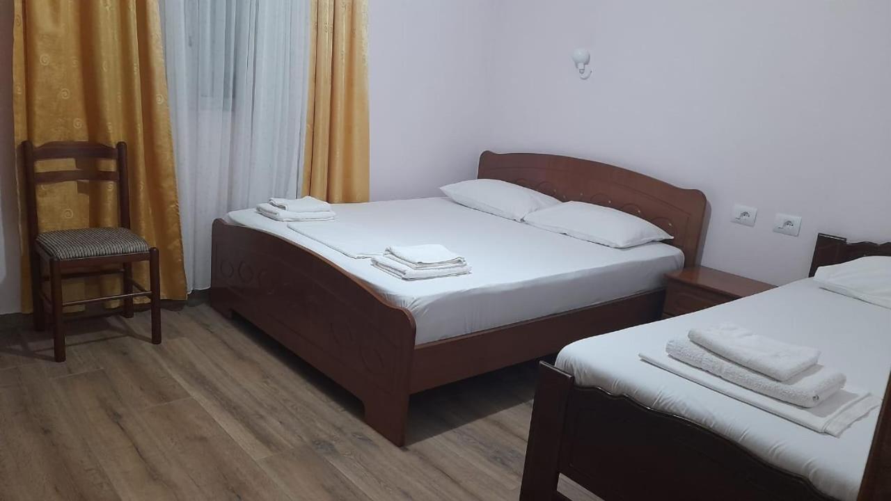 Vita Apartment - Spacious Garden And Balcony 5 Min To Beach & Center Ксамил Екстериор снимка