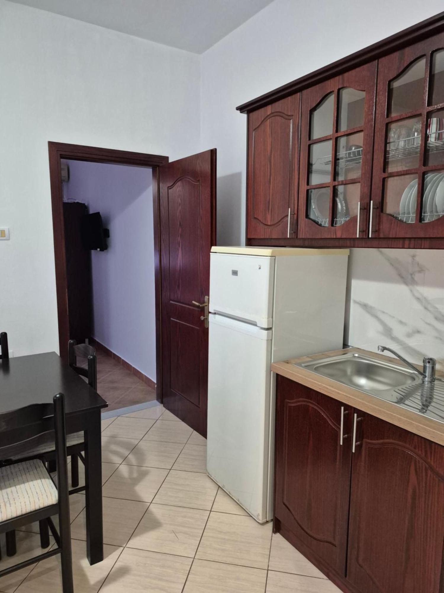 Vita Apartment - Spacious Garden And Balcony 5 Min To Beach & Center Ксамил Екстериор снимка